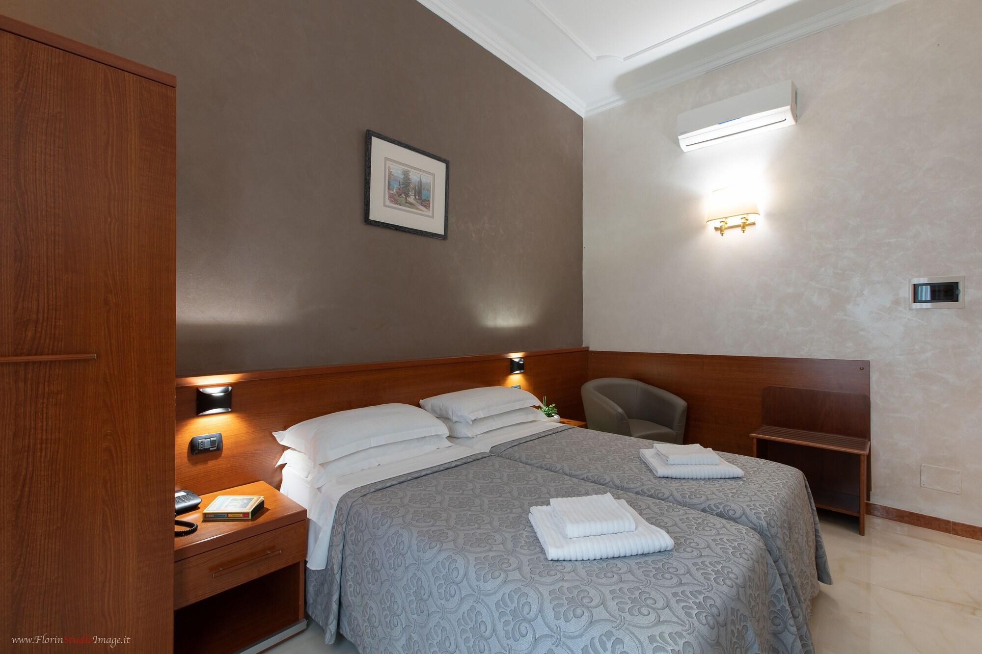 Hotel Centro Cavour Roma Luaran gambar