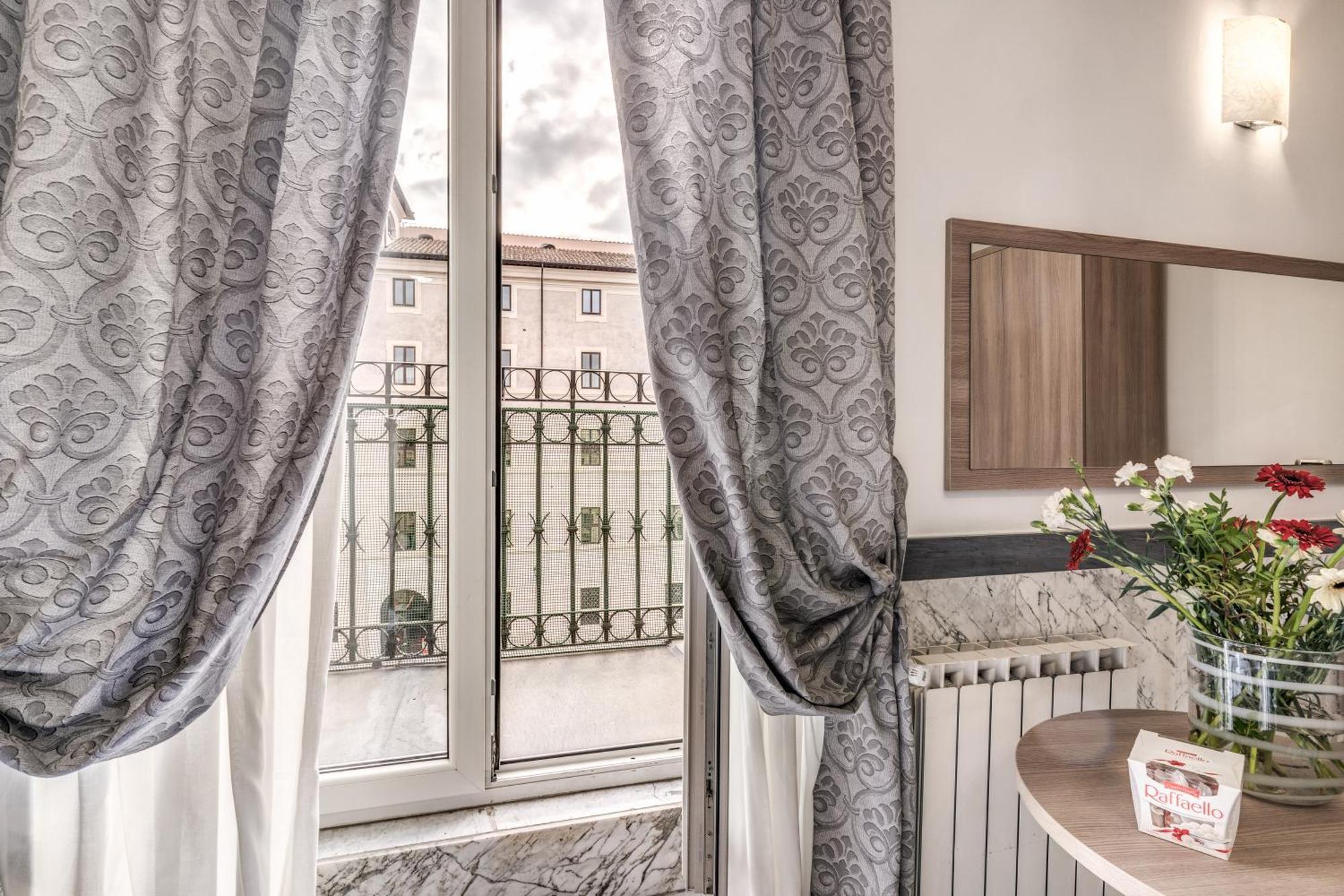 Hotel Centro Cavour Roma Luaran gambar